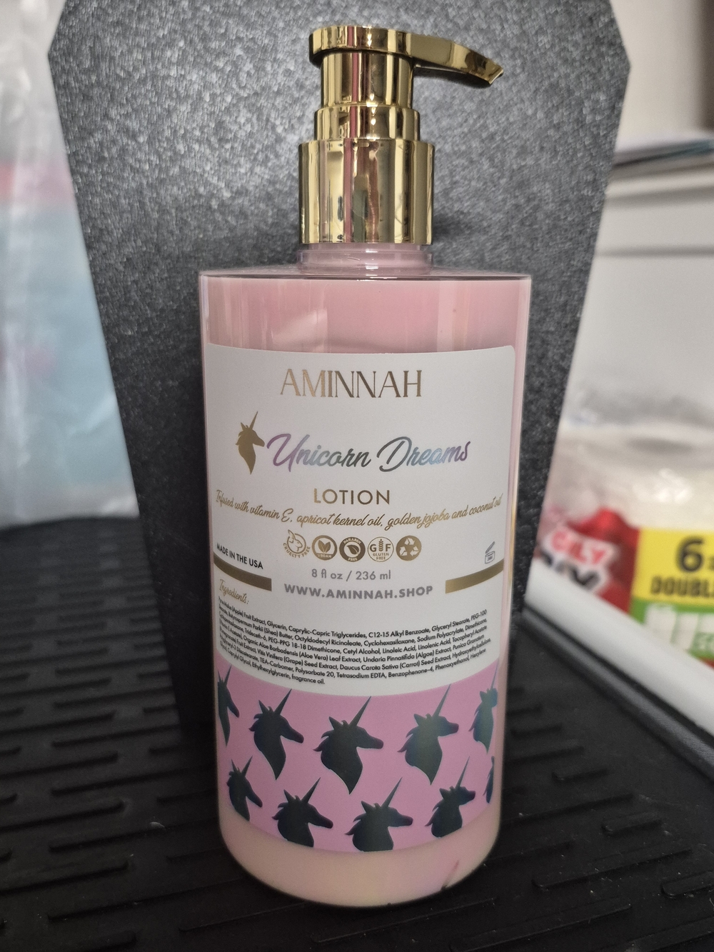 AMINNAH Unicorn Dreams Lotion - Rainbow- Gold Pump Bottle-BNWT! Never Used!